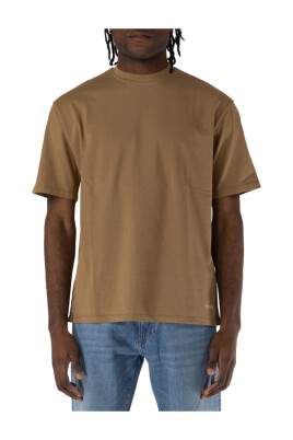 casual-short-sleeve-t-shirt