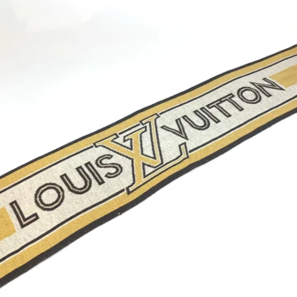 Louis Vuitton Vintage Pre-owned Wool scarves Beige Dames