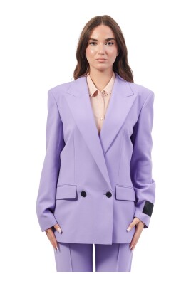 hourglass-silhouette-jacket