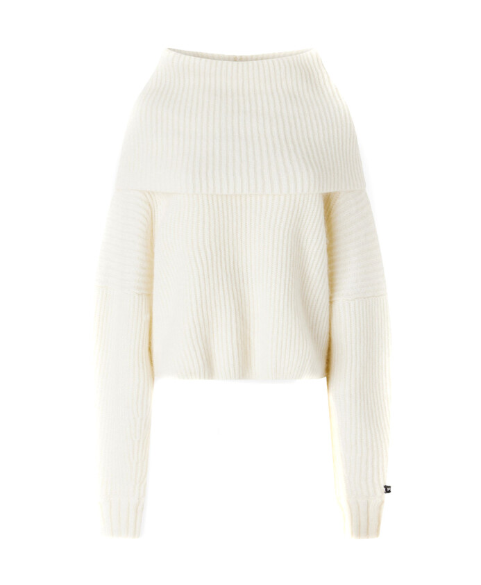 pull-a-col-roule-elegant