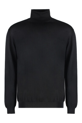 luxury-cashmere-silk-turtleneck-sweater