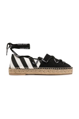 beige-flat-shoes-with-stripe-print