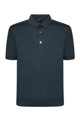blue-polo-shirt-casual-chic-style