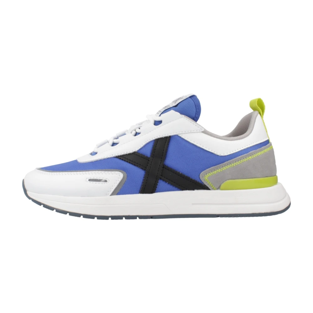 Shoes > Sneakers - - Munich - Modalova