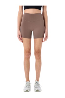 svarta-performance-shorts-for-kvinnor
