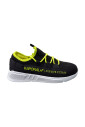 sneakers-urbaines-noir-et-jaune