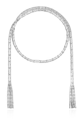 collier-avec-cristaux-scintillants