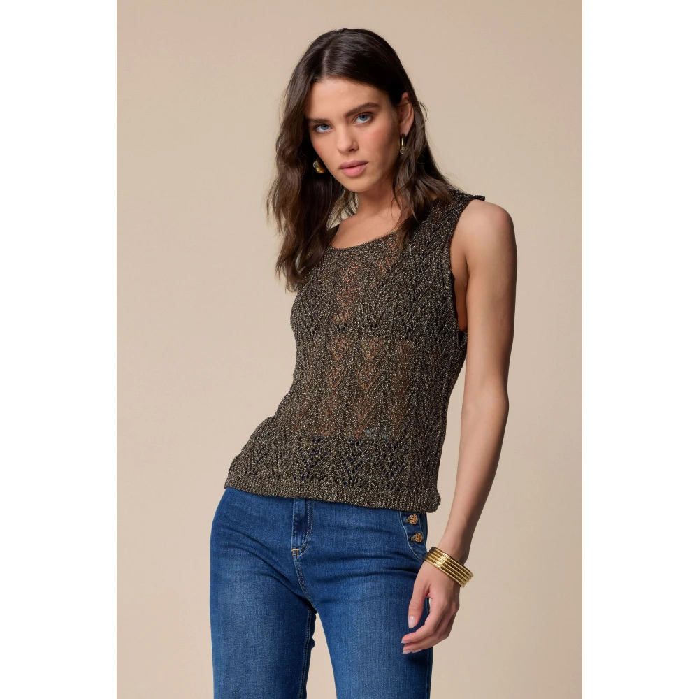 Kocca Delicate gebreide top met opengewerkte details Brown Dames