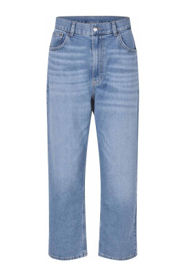 relaxed-fit-light-denim-jeans