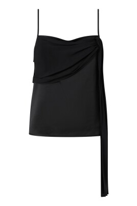 haut-en-satin-avec-drape-en-georgette