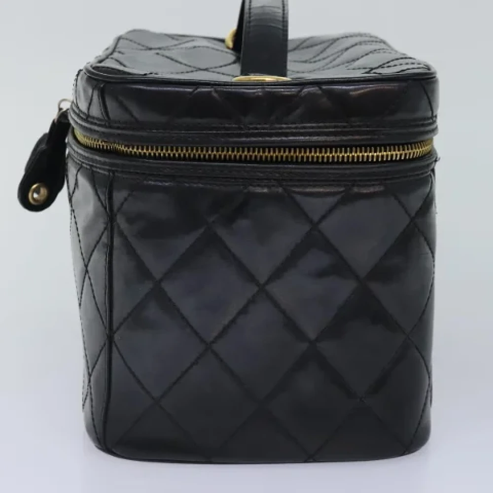 Chanel Vintage Pre-owned Leather pouches Black Dames