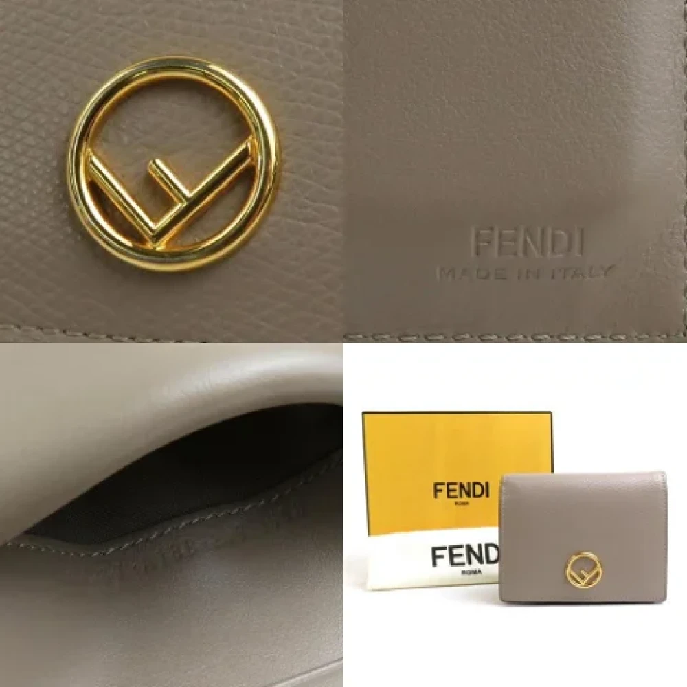 Fendi Vintage Pre-owned Leather wallets Beige Dames
