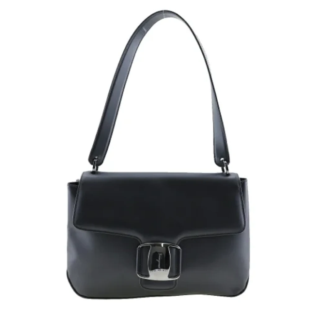 Salvatore Ferragamo Pre-owned Fabric shoulder-bags Black Dames