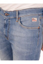 slim-fit-jeans