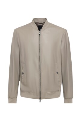 laeder-bomber