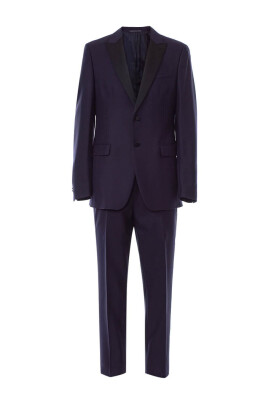 stylish-costume-with-unique-design
