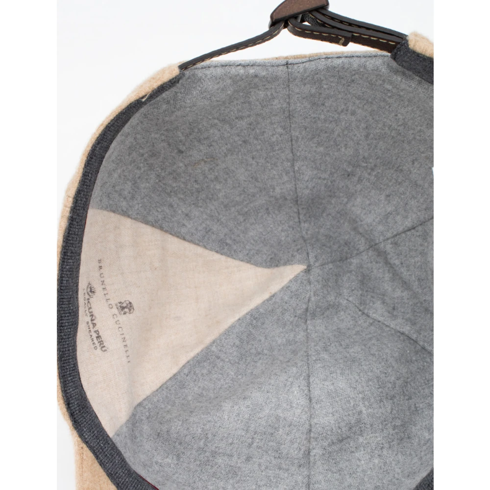 BRUNELLO CUCINELLI Luxe Cashmere Cap met Logo Borduurwerk Brown Heren