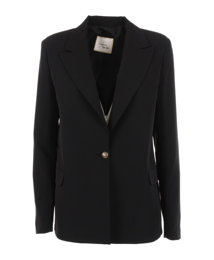 veste-avec-poches-et-bretelles
