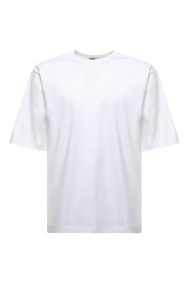 white-crewneck-t-shirts-and-polos