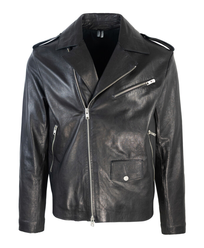 black-leather-jacket-with-multiple-zip-pockets