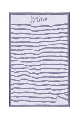 elegant-striped-beach-towel
