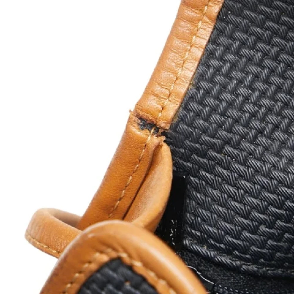 Saint Laurent Vintage Pre-owned Leather shoulder-bags Black Dames