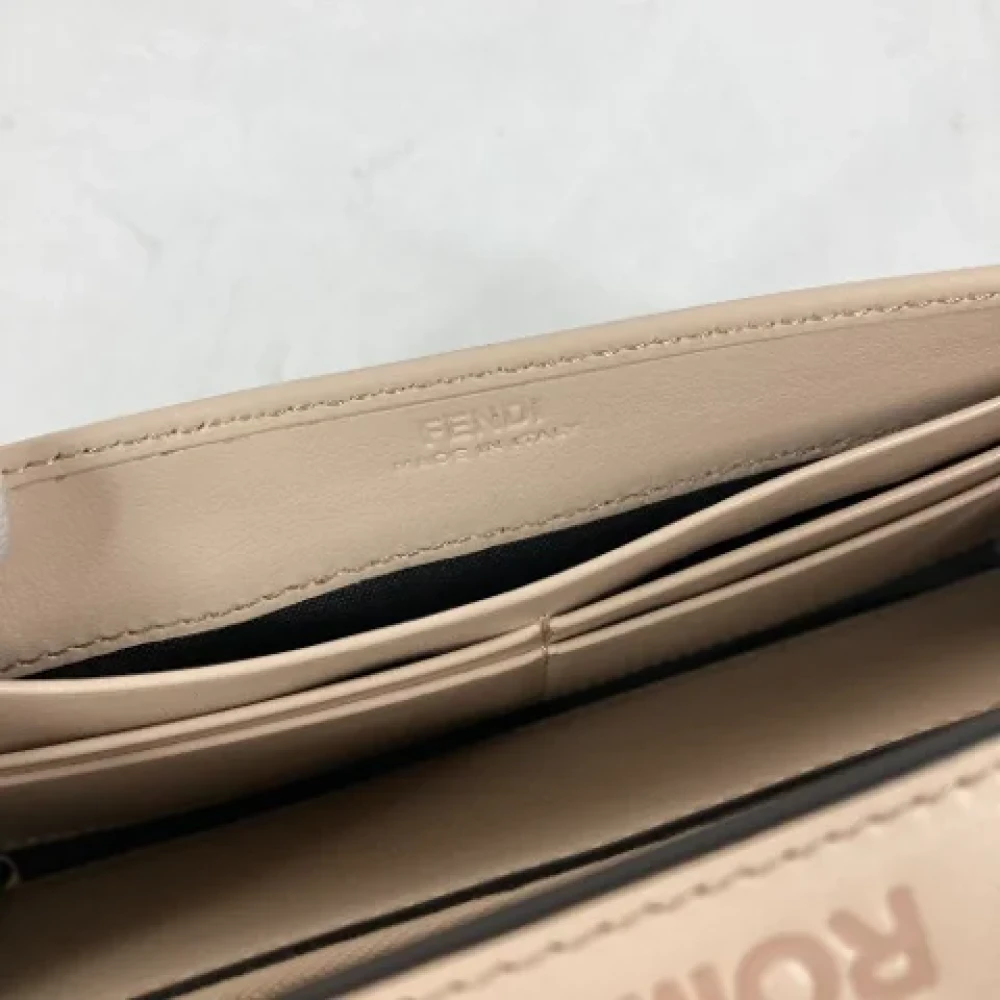 Fendi Vintage Pre-owned Leather wallets Beige Dames