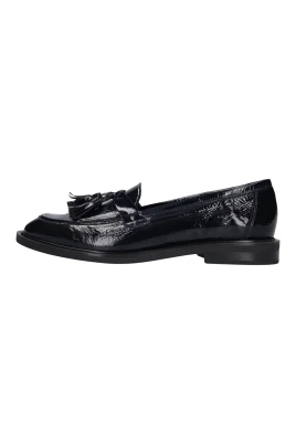 TACHY Loafers