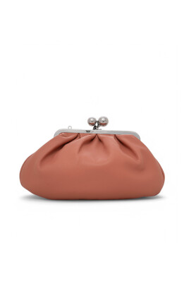 sac-bandouliere-en-cuir-souple-avec-chaine