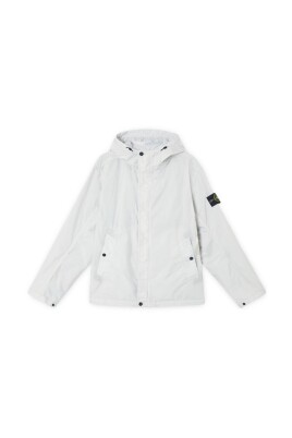 hooded-jacket-light-grey-sky-wind-resistant