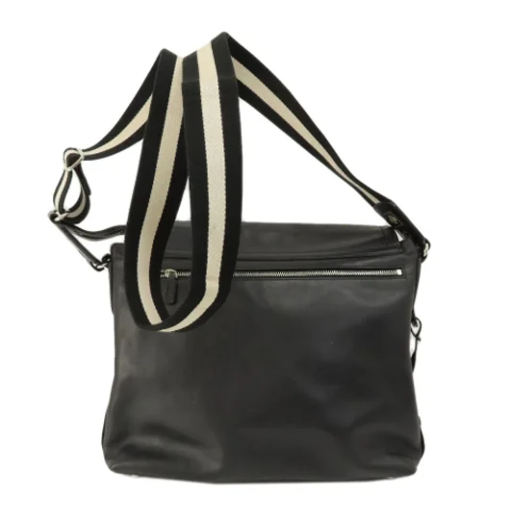 Bally Pre-owned Fabric shoulder-bags Black Dames