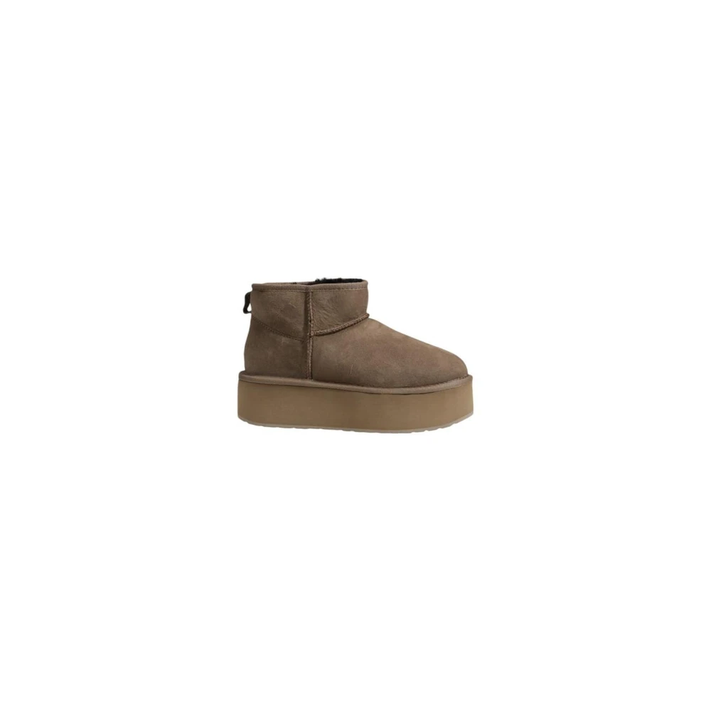Emu Women's Gray Classic Leather Ankle Boot Collection