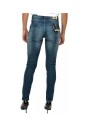 jean-skinny-bleu-avec-effet-push-up