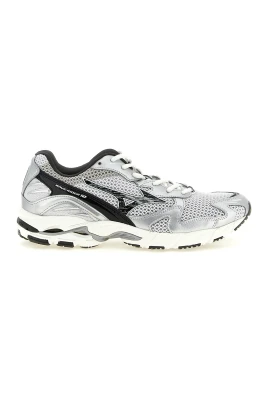 Wave Rider 10 Sneakers