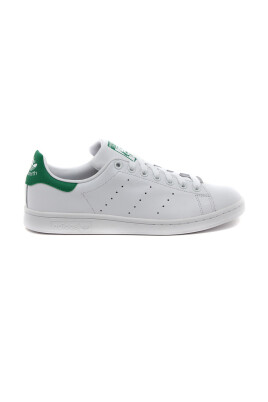 stan-smith-sneakers