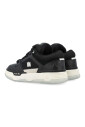 sneakers-noires-avec-perforations-en-etoile