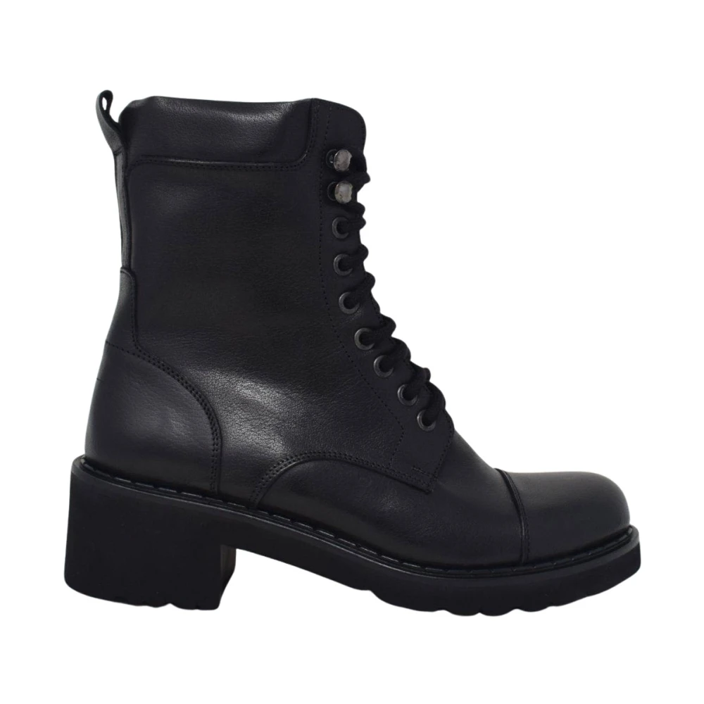 Shoes > Boots > Lace-up Boots - - Calpierre - Modalova