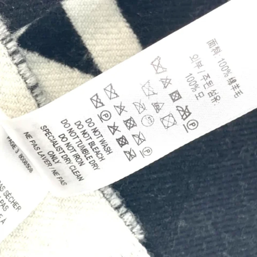Burberry Vintage Pre-owned Wool scarves Blue Heren