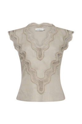 short-sleeve-muse-top