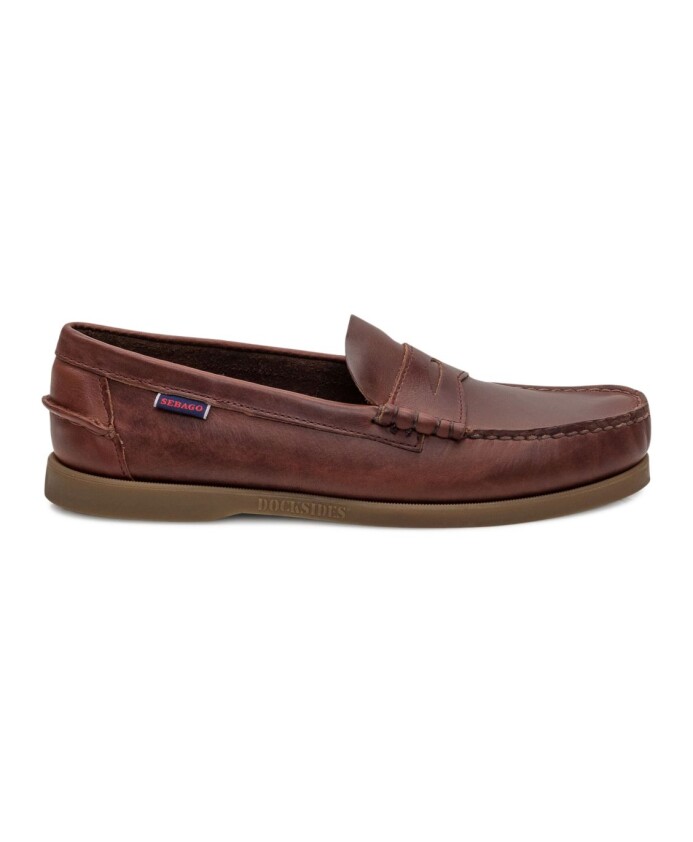 chaussures-plates-style-mocassin-marron