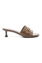 stylish-sandals-for-summer-outfits