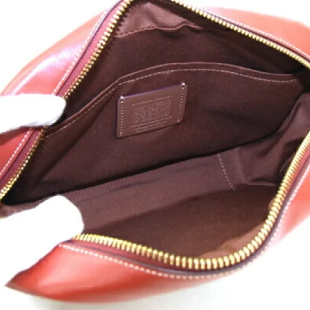 Coach Pre-owned Plastic shoulder-bags Beige Dames