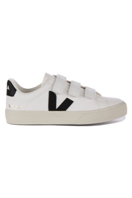 recife-chromfree-white-black-men