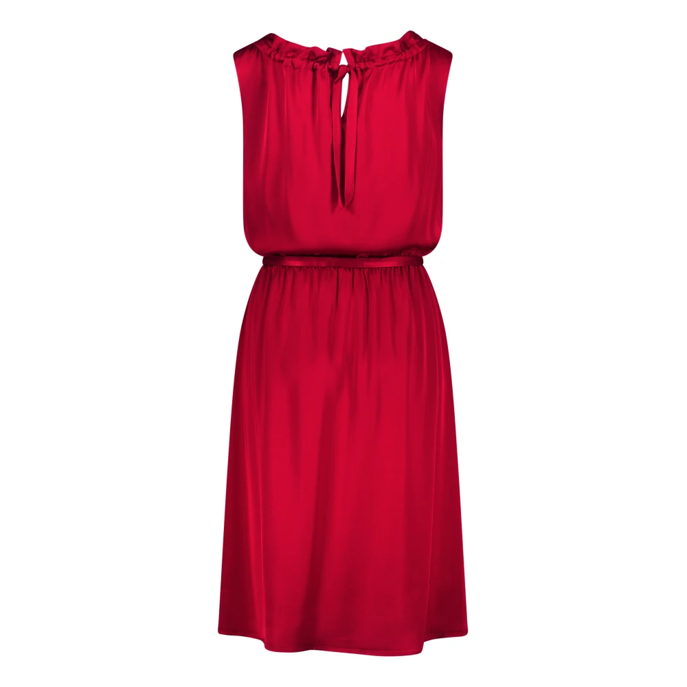 Betty & Co Casual Jurk met Strikceintuur Red Dames