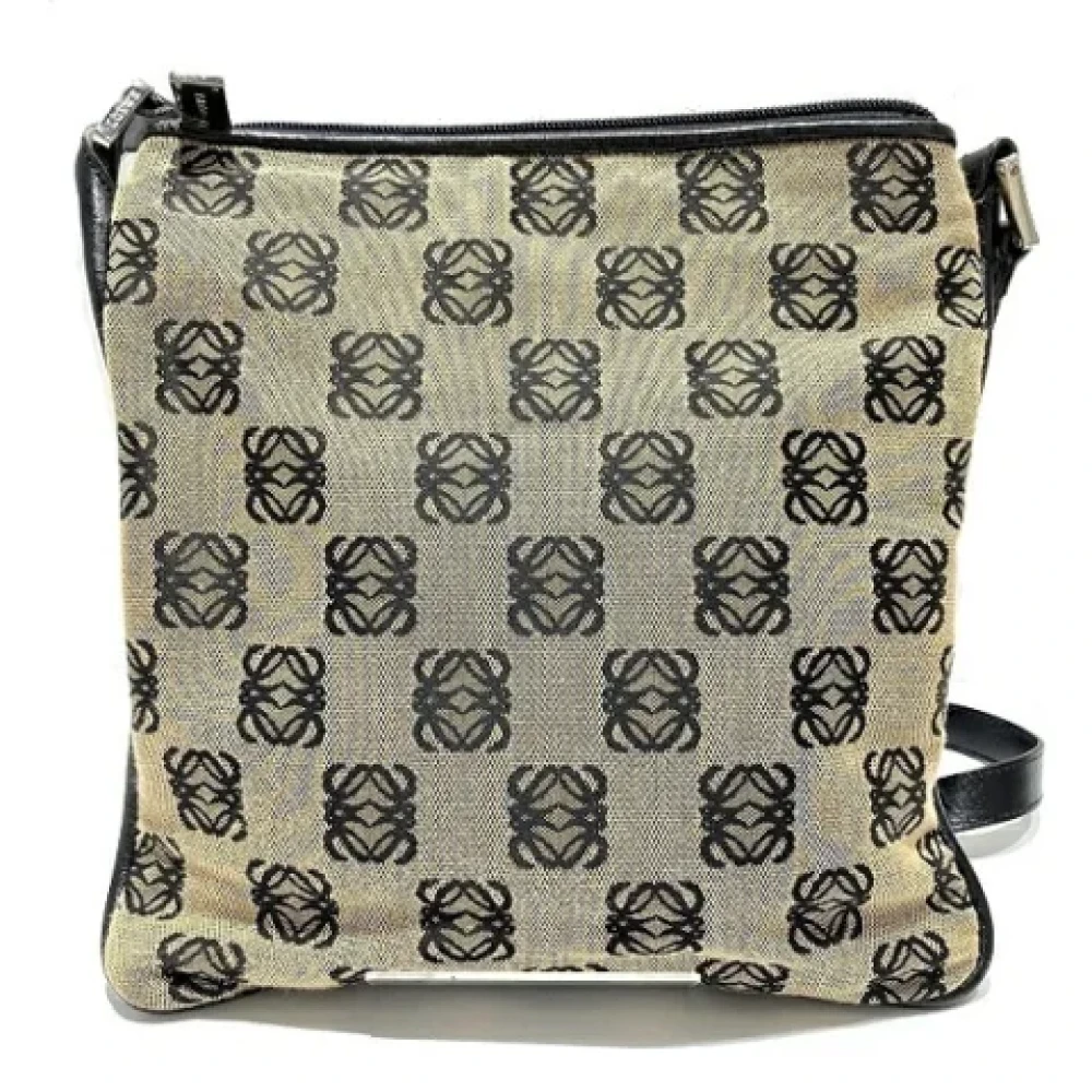 Loewe Pre-owned Canvas handbags Beige Dames