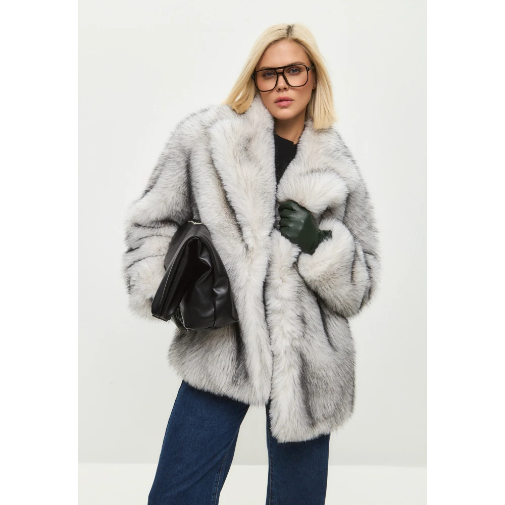 Cesare Gaspari Faux Fur & Shearling Jackets White Dames