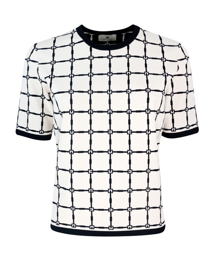 white-t-shirts-and-polos-with-gold-metal-buttons