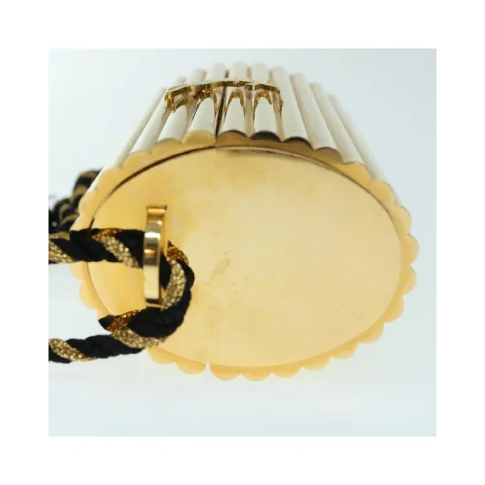 Yves Saint Laurent Vintage Pre-owned Metal shoulder-bags Yellow Dames