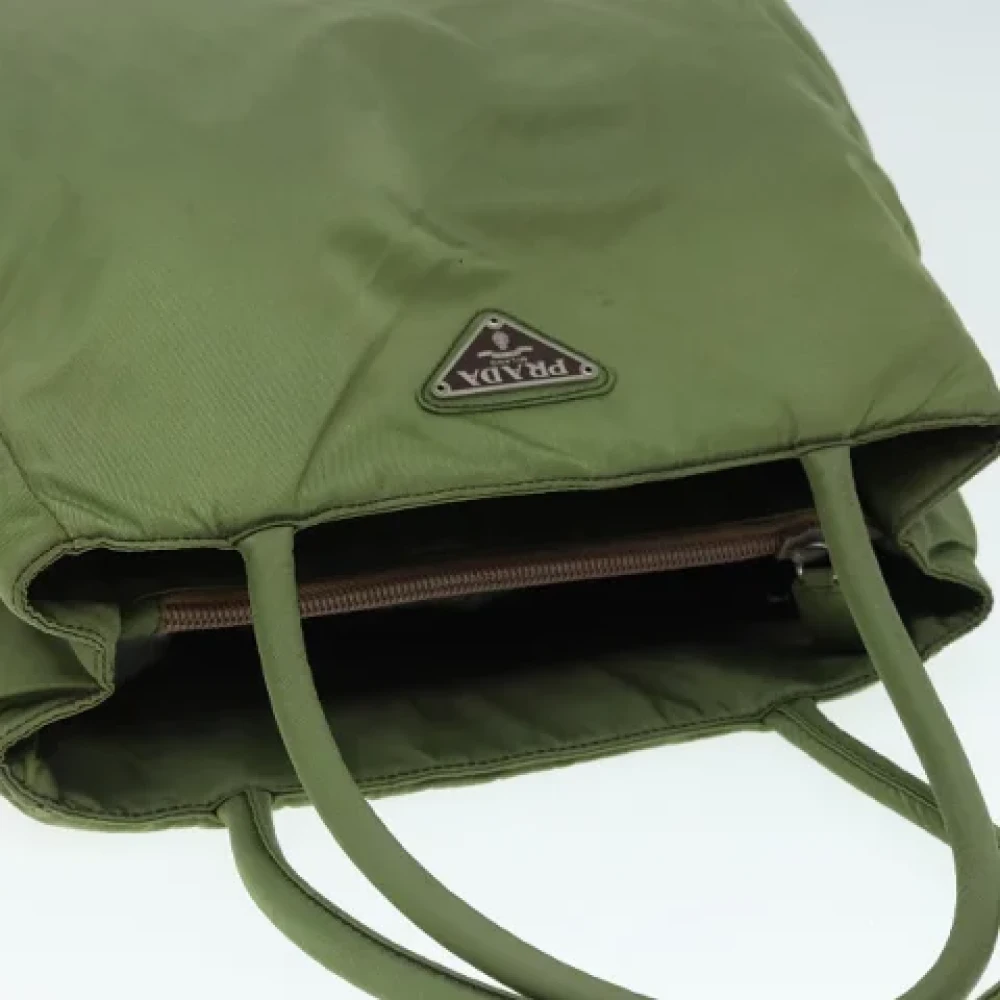 Prada Vintage Pre-owned Nylon handbags Green Dames