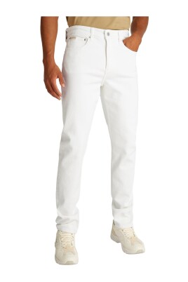 white-denim-with-zip-and-button